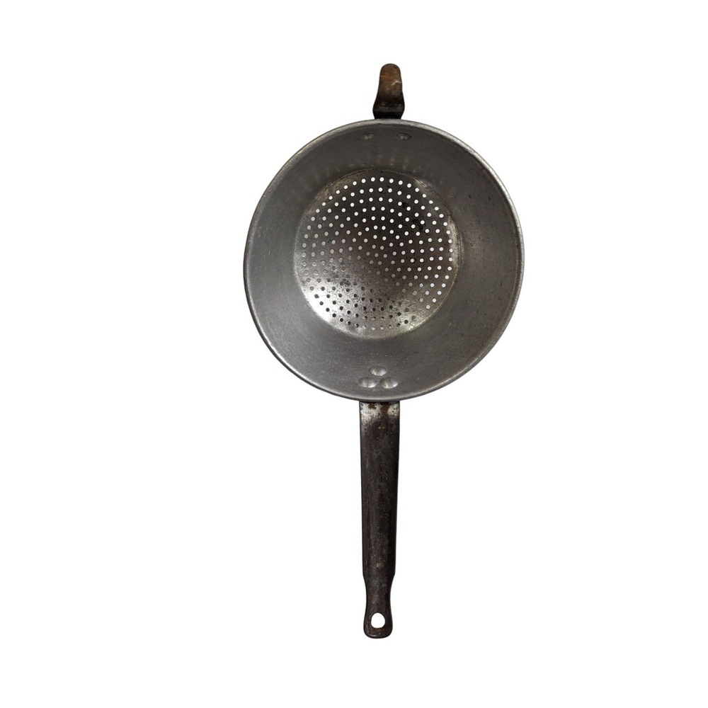 vtg  Aluminum Colander Strainer Long Handle Resting Hook Silver Rustic‎ Kitchen
